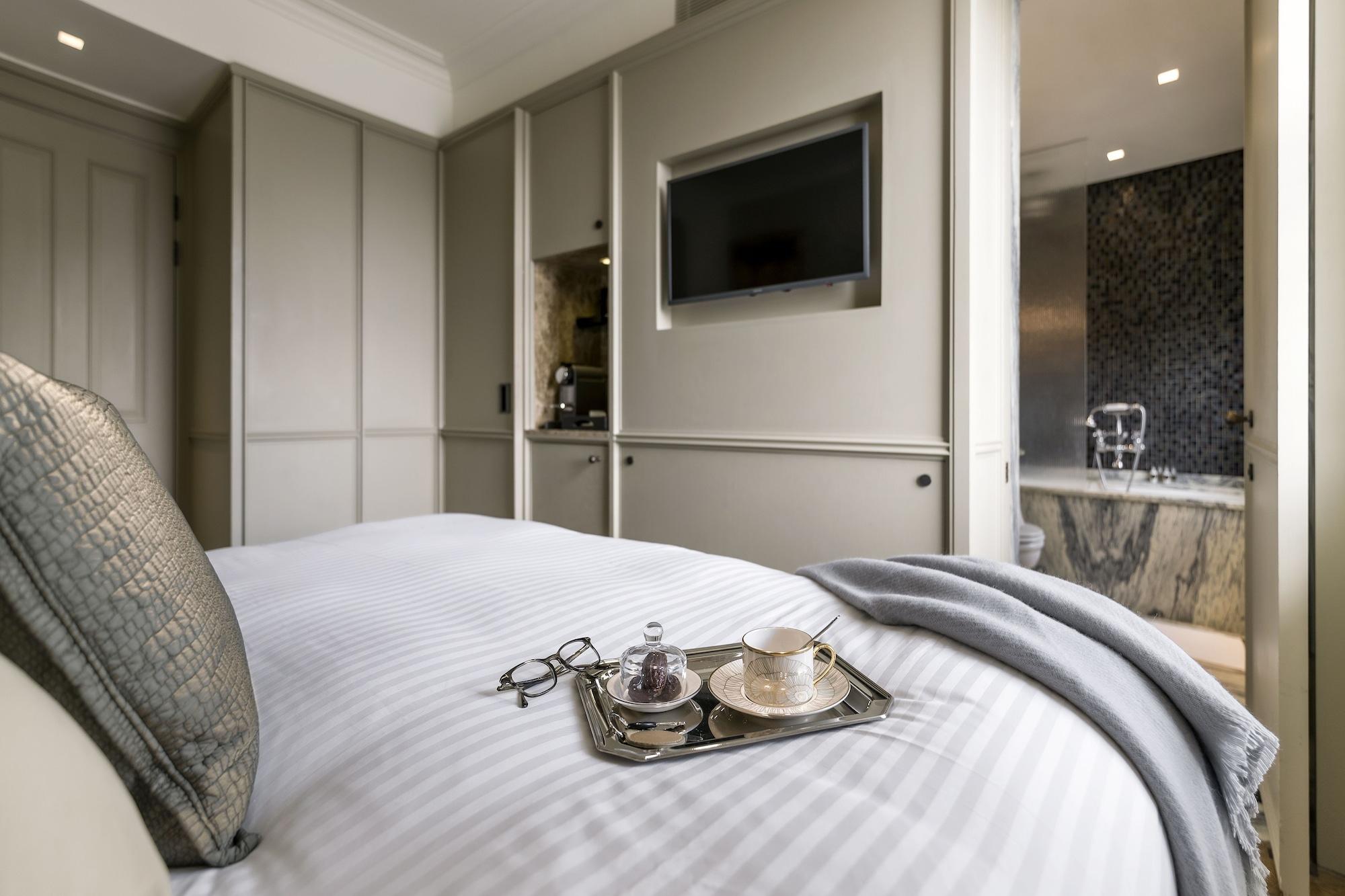 The Adria Hotel London Exterior photo