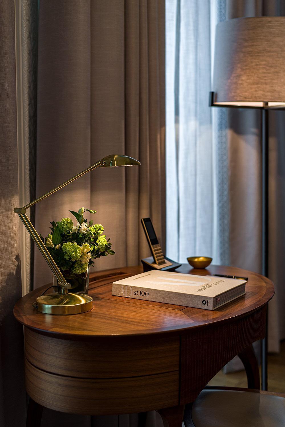 The Adria Hotel London Room photo