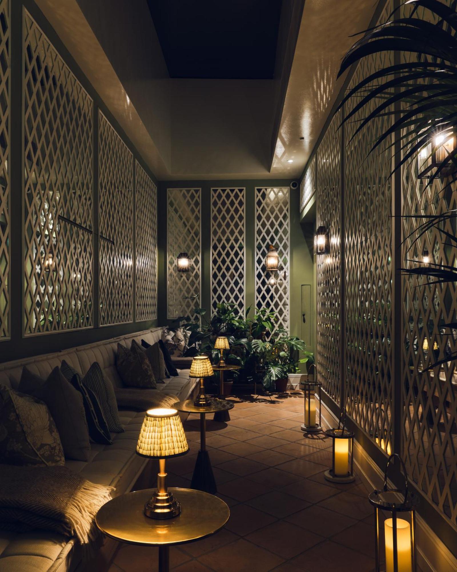 The Adria Hotel London Exterior photo